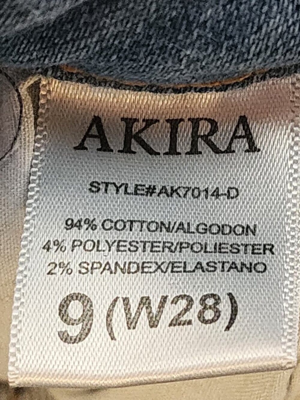 Akira Light Wash Distressed Cotton Poly Span Fringe Flare Bottom Jeans Sz 9 W28 - Picture 15 of 16